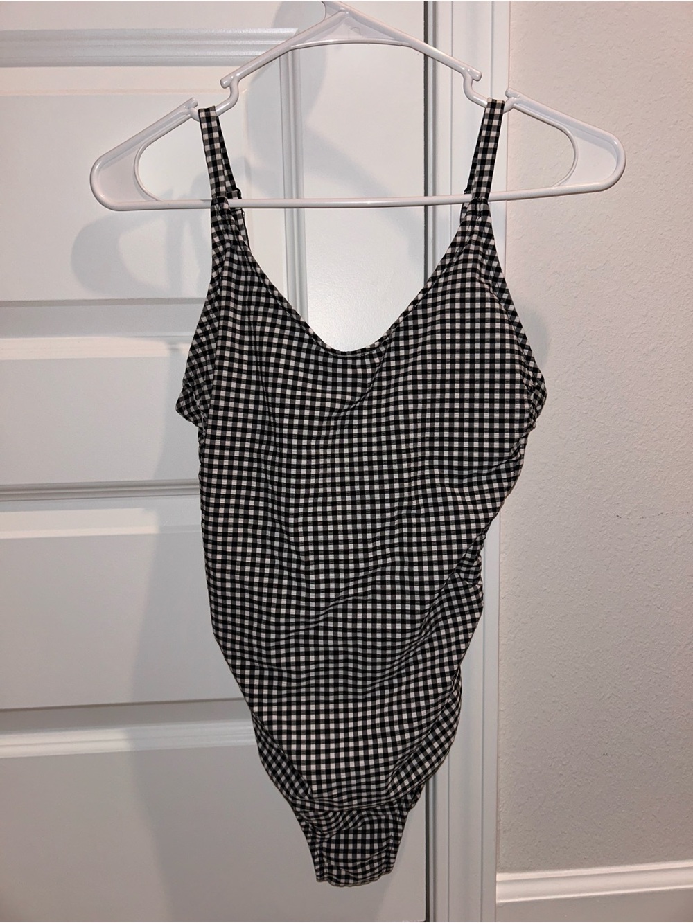 Black & White Gingham One-Piece Swimsuit - Classic Women's Swimwear